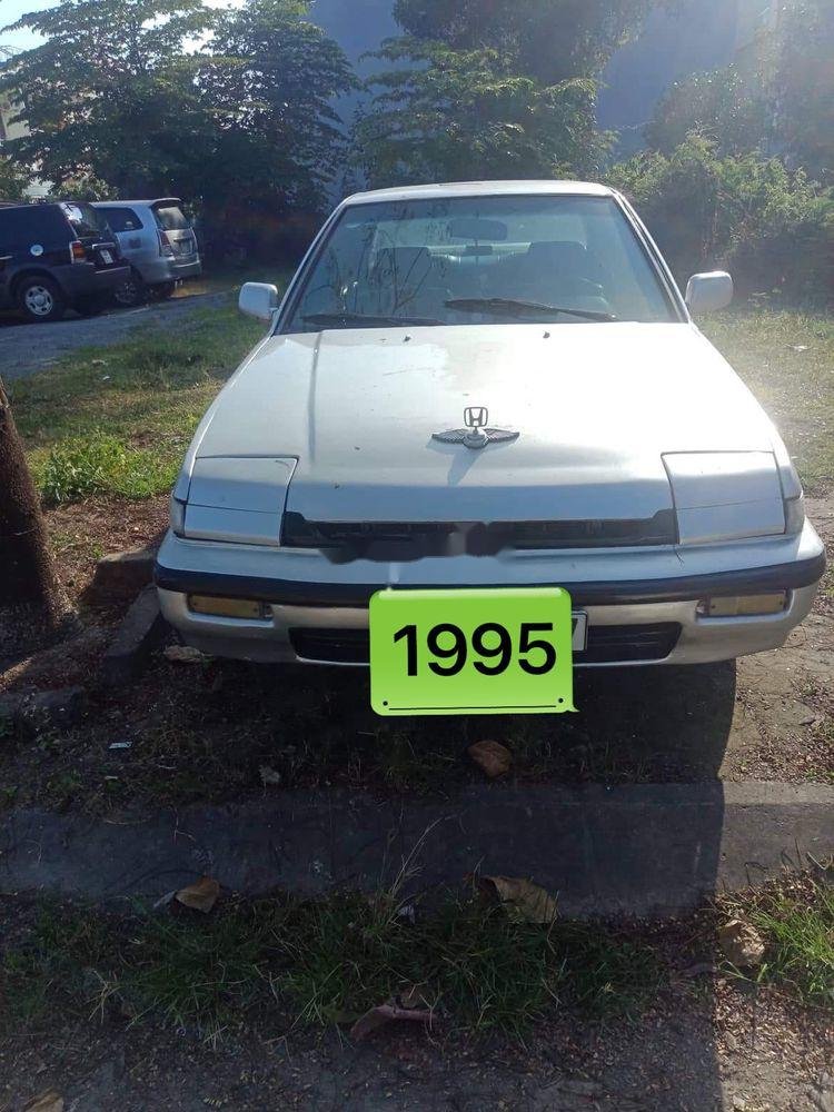 Honda Accord 1995 - Cần bán gấp Honda Accord MT năm 1995, màu trắng số sàn