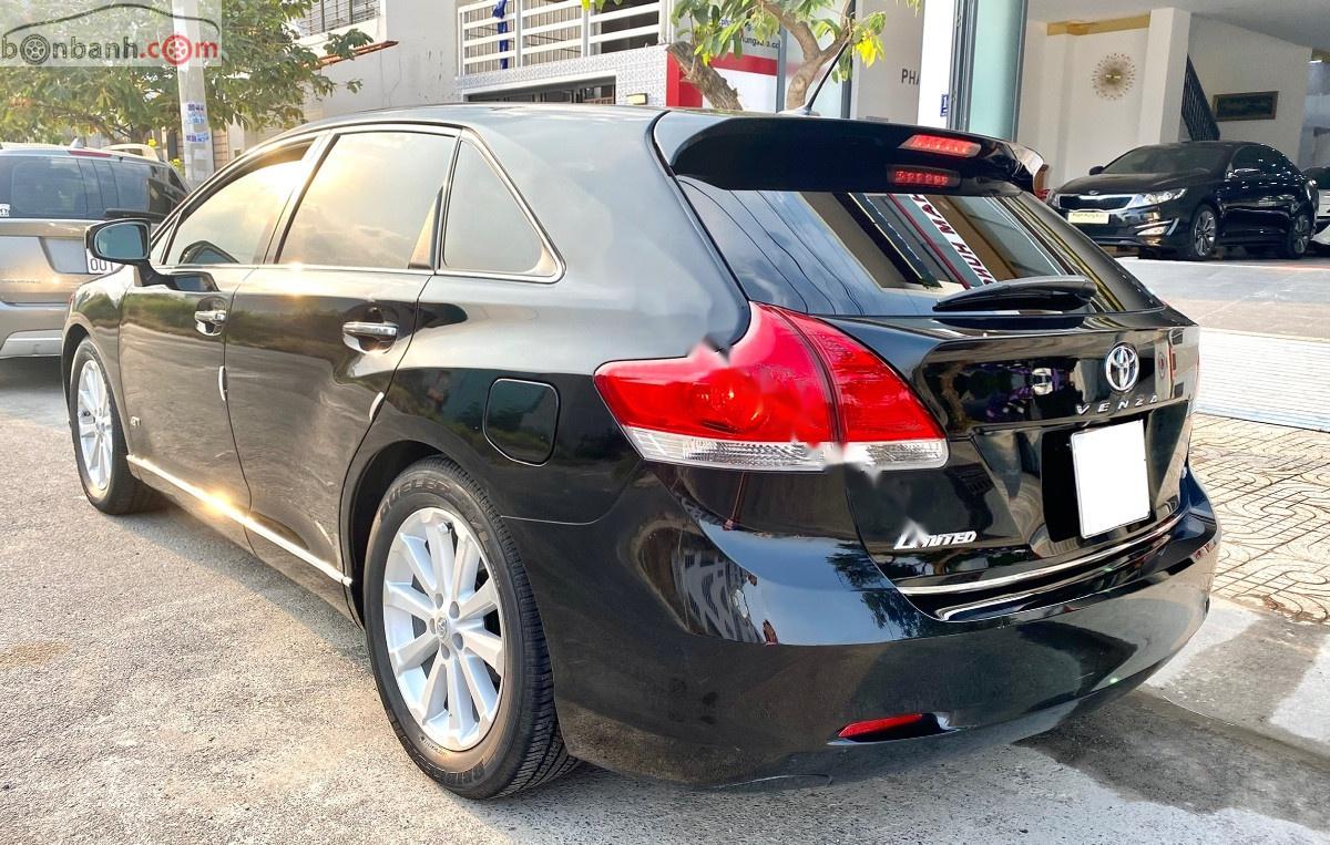 Toyota Venza   2010 - Cần bán Toyota Venza 2.7 năm sản xuất 2010, màu đen, nhập khẩu 