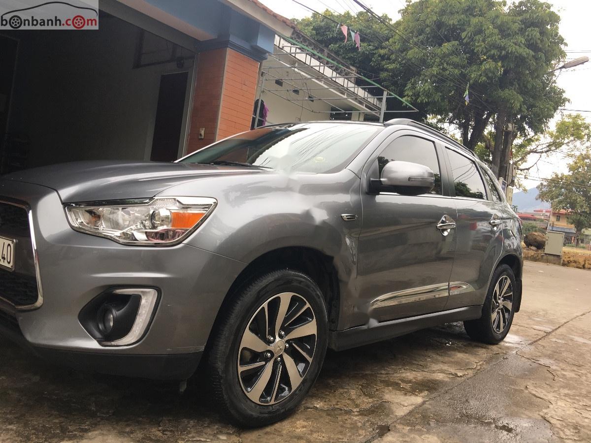 Mitsubishi Outlander Sport 2014 - Cần bán lại xe Mitsubishi Outlander Sport sản xuất 2014, xe nhập