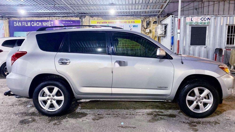 Toyota RAV4 2009 - Cần bán gấp Toyota RAV4 đời 2009, màu bạc, xe nhập