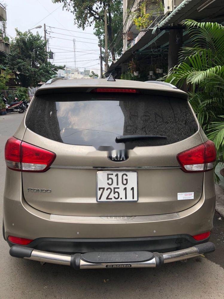 Kia Rondo AT 2016 - Cần bán xe Kia Rondo AT 2016, nhập khẩu