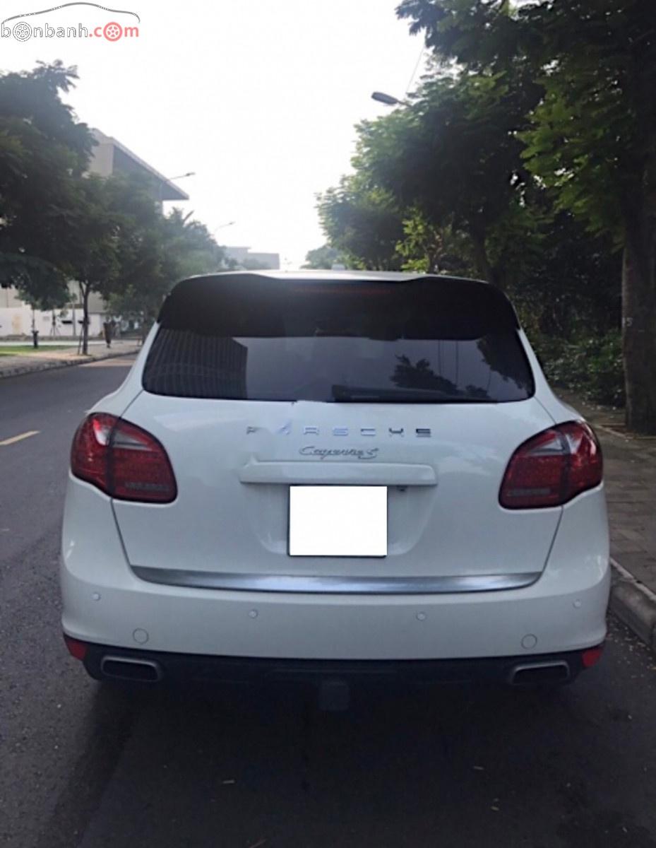 Porsche Cayenne S 4.8 2010 - Cần bán lại xe Porsche Cayenne S 4.8 đời 2010, màu trắng, xe nhập còn mới