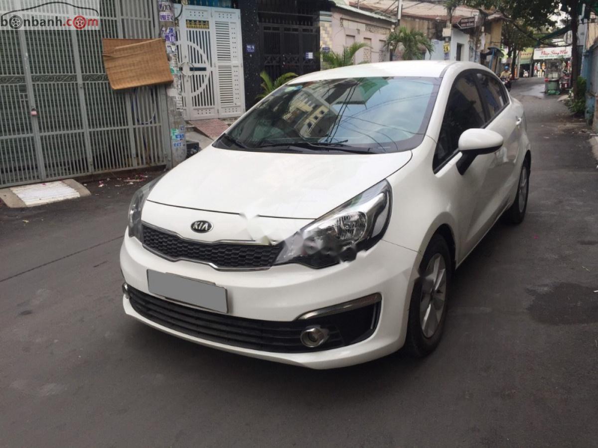 Kia Rio 2017 - Cần bán xe Kia Rio 1.4 MT năm 2017, màu trắng, nhập khẩu 