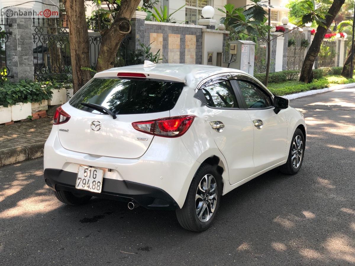 Mazda 2   2018 - Cần bán gấp Mazda 2 2018, màu trắng, nhập khẩu 