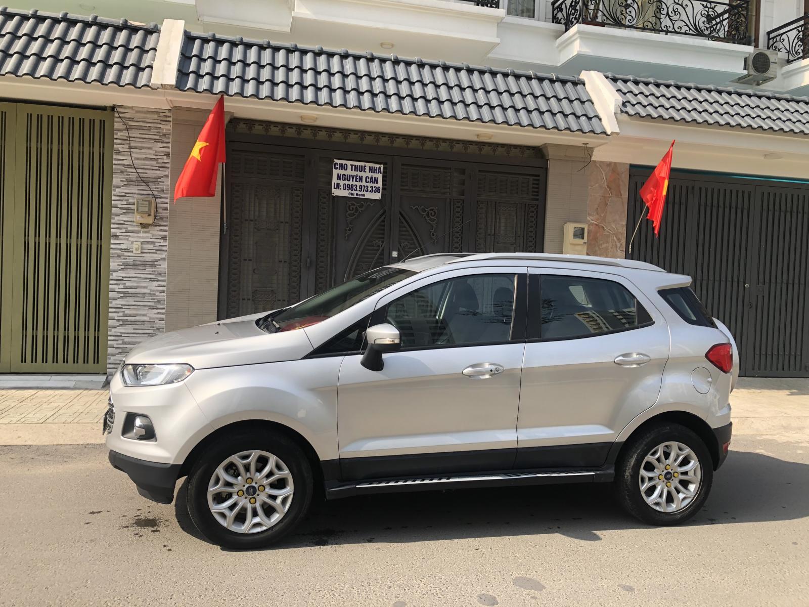 Ford EcoSport 2017 - Cần bán xe EcoSport Titanium màu bạc model 2017