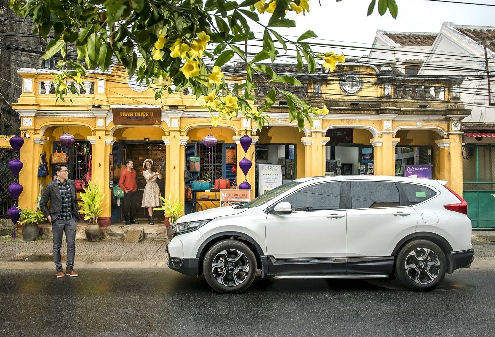 Honda CR V L 2019 - Bán Honda CR V L sản xuất năm 2019, màu trắng, nhập khẩu nguyên chiếc