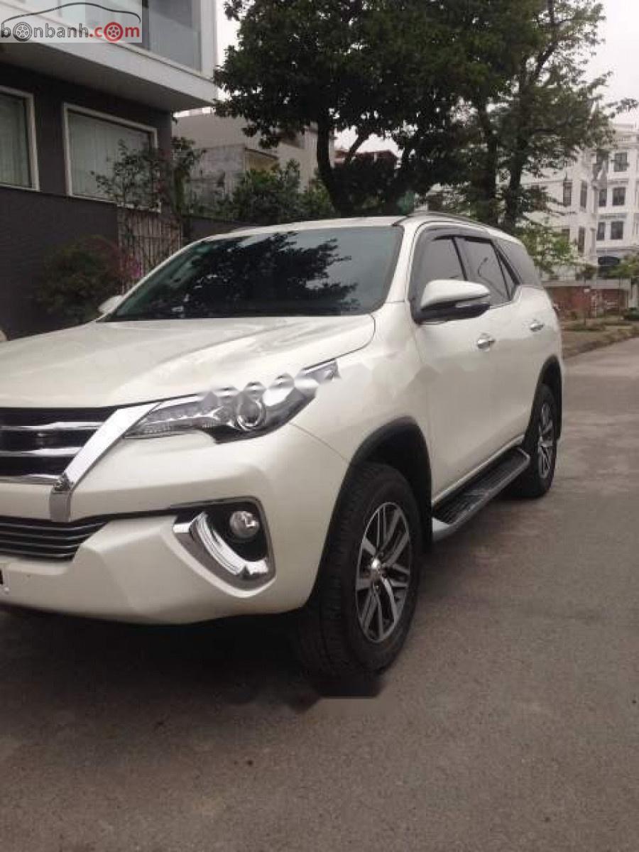 Toyota Fortuner 2018 - Cần bán Toyota Fortuner đời 2018, màu trắng, xe nhập chính chủ