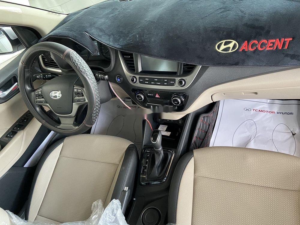 Hyundai Accent 2020 - Cần bán Hyundai Accent đời 2020, màu bạc, 542 triệu