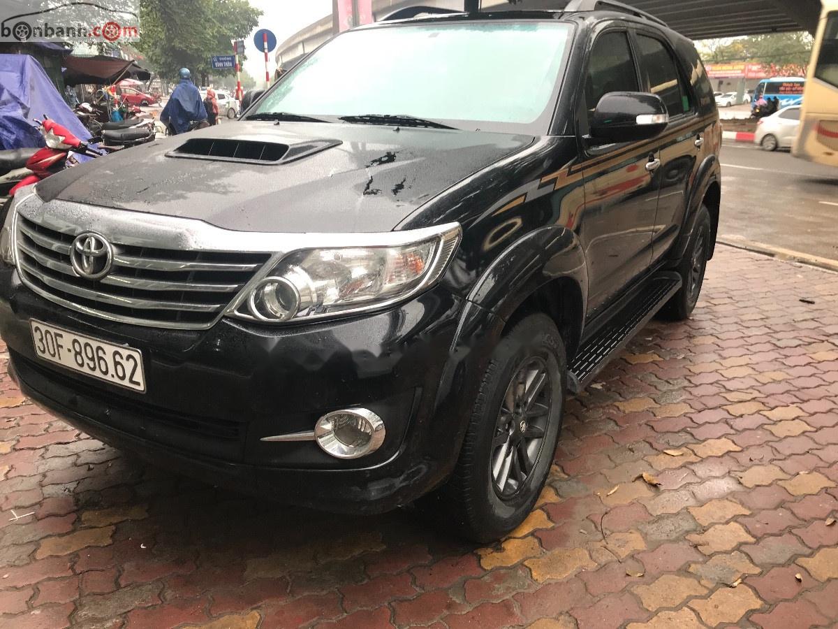 Toyota Fortuner 2016 - Cần bán Toyota Fortuner đời 2016, màu đen, giá chỉ 805 triệu