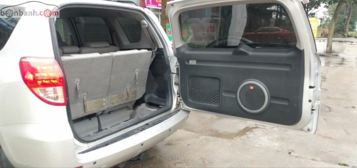 Toyota RAV4 2009 - Cần bán gấp Toyota RAV4 năm 2009, màu bạc, xe nhập, giá 519tr