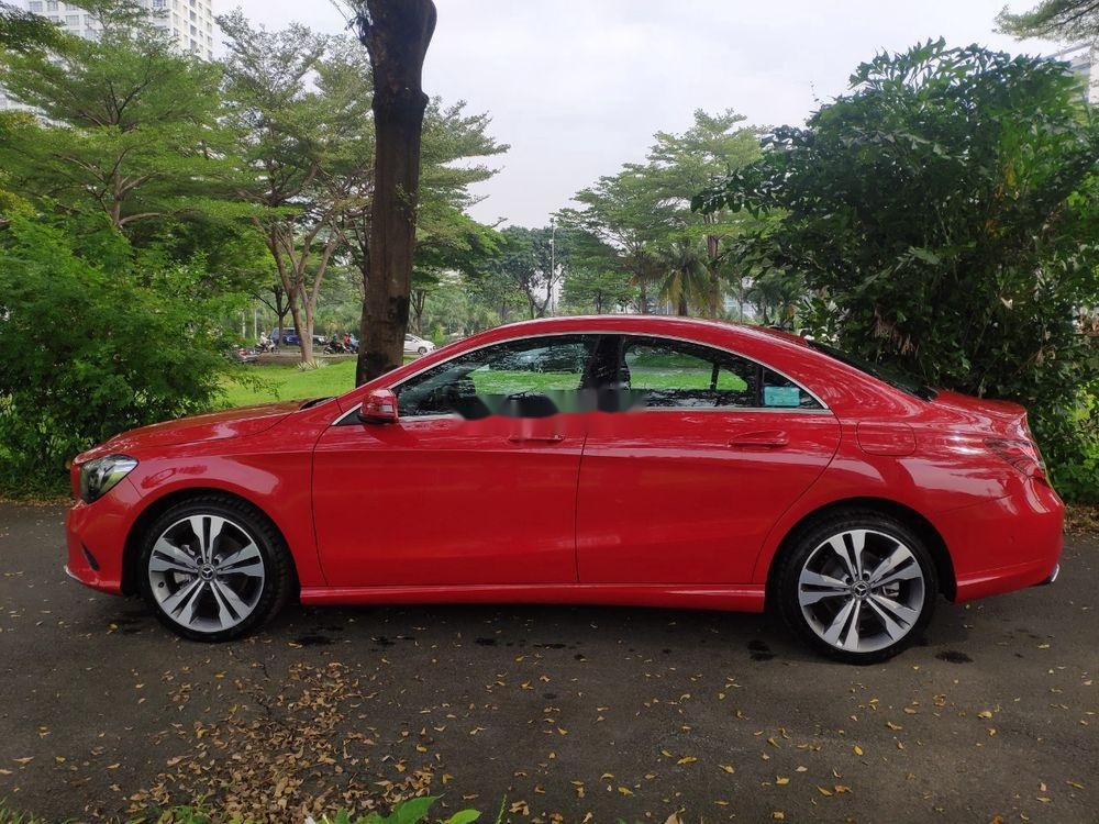 Mercedes-Benz CLA class 2018 - Bán xe Mercedes CLA class đời 2018, màu đỏ