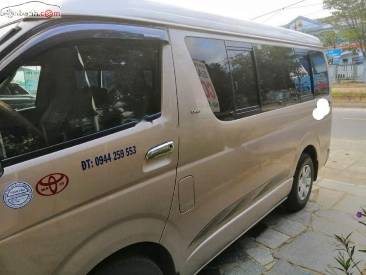 Toyota Hiace 2.5 2006 - Bán Toyota Hiace 2.5 năm 2006, màu hồng