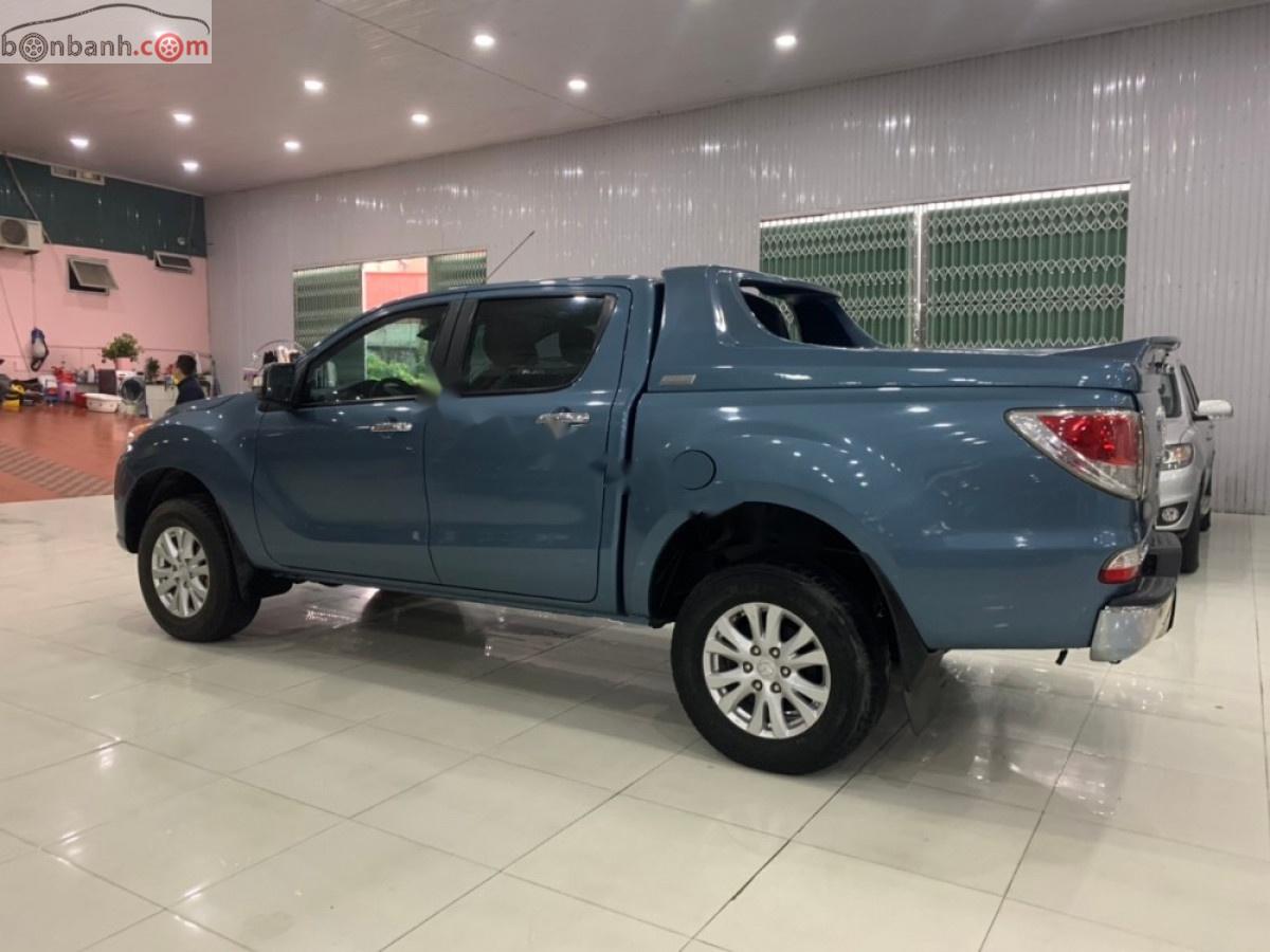 Mazda BT 50 3.2AT 2014 - Bán ô tô Mazda BT 50 3.2AT năm sản xuất 2014, màu xanh lam, xe nhập