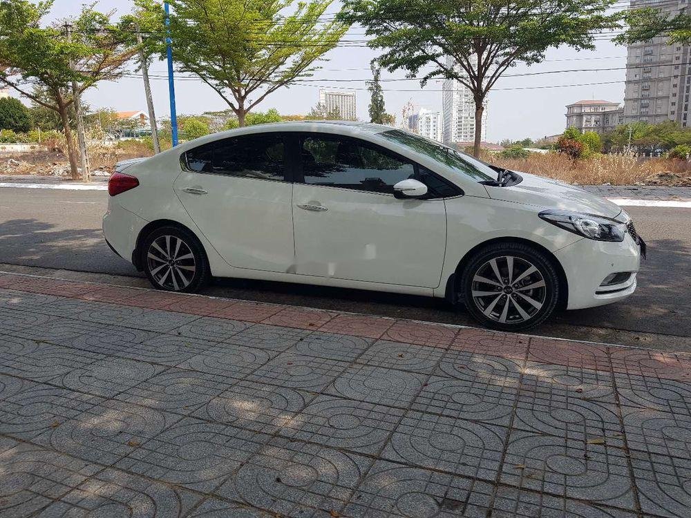 Kia K3 2013 - Bán Kia K3 1.6 AT sản xuất năm 2013, màu trắng, 449tr