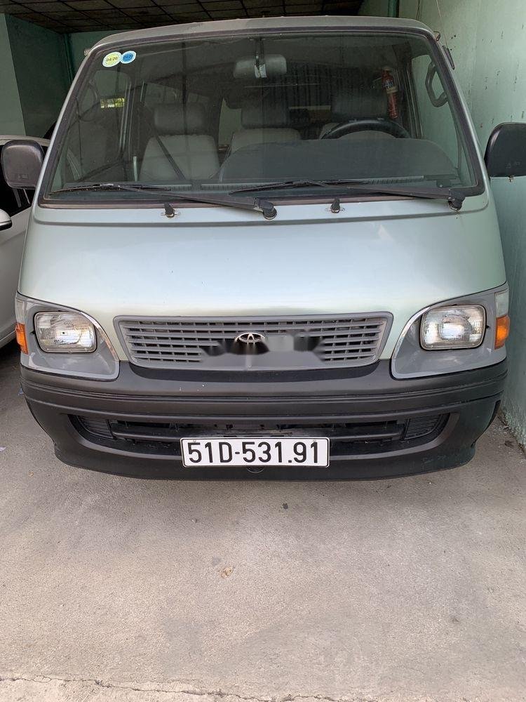 Toyota Hiace  MT 2004 - Bán xe Toyota Hiace MT đời 2004