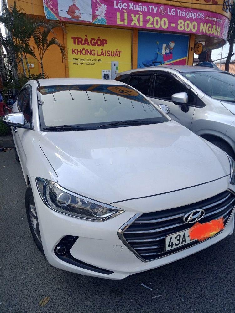 Hyundai Elantra MT 2017 - Cần bán xe Hyundai Elantra MT 2017, màu trắng, giá tốt