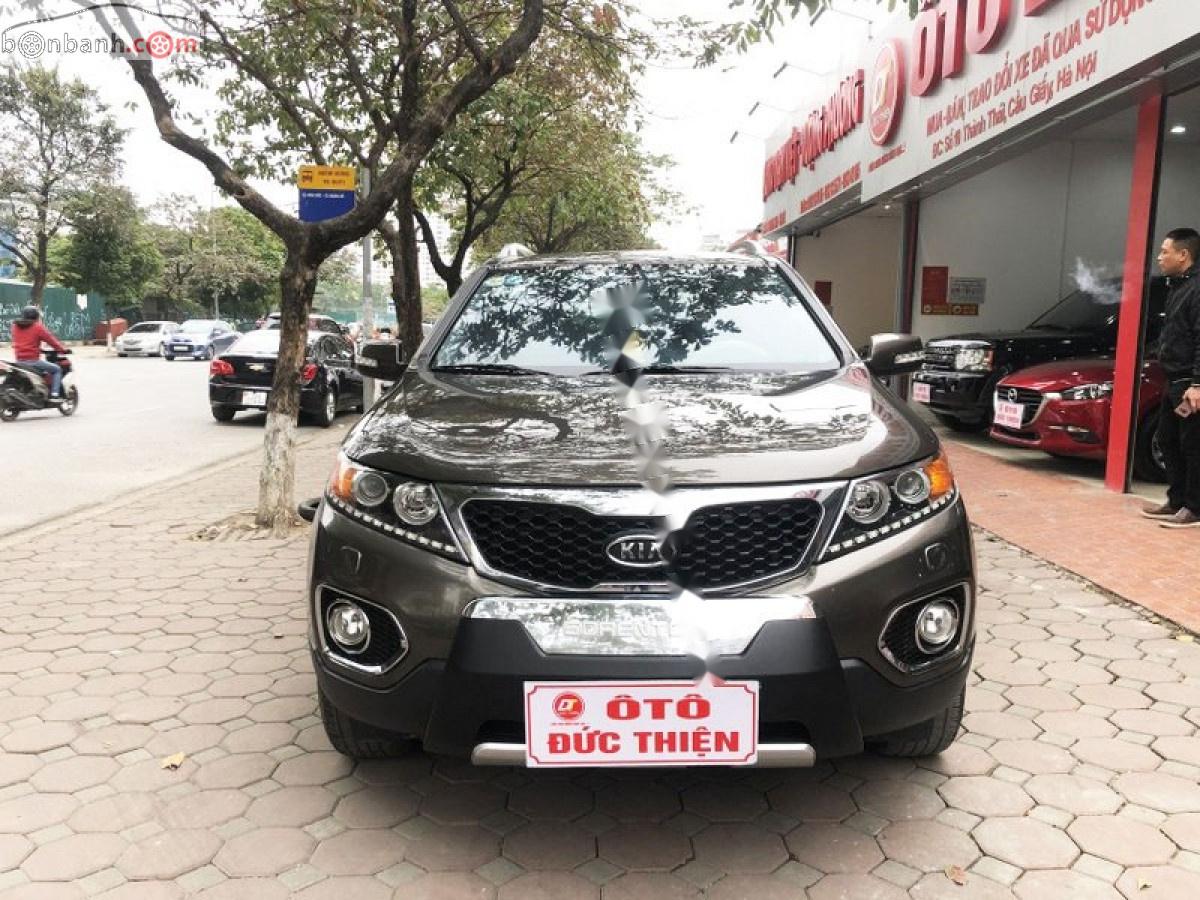 Kia Sorento GATH 2015 - Cần bán lại xe Kia Sorento GATH năm sản xuất 2015, màu nâu xe gia đình