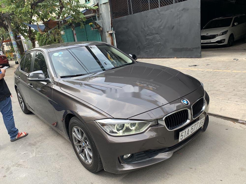 BMW 3 Series 2014 - Cần bán lại xe BMW 3 Series sản xuất 2014, màu nâu, nhập khẩu, giá chỉ 835 triệu