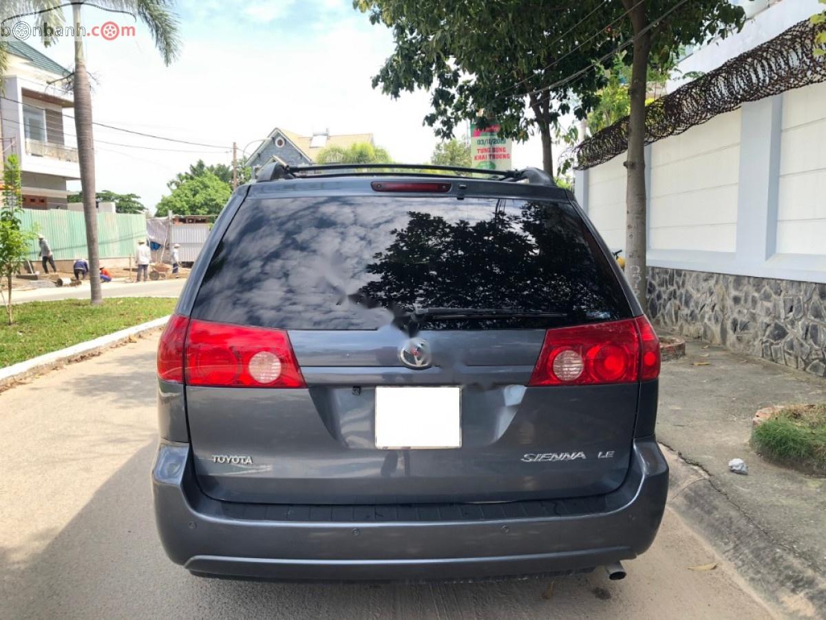 Toyota Sienna AT 2007 - Bán Toyota Sienna AT sản xuất năm 2007, màu xám, nhập khẩu nguyên chiếc xe gia đình