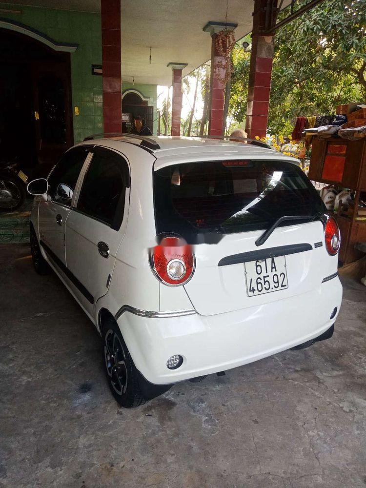 Chevrolet Spark 2010 - Bán Chevrolet Spark đời 2010, màu trắng