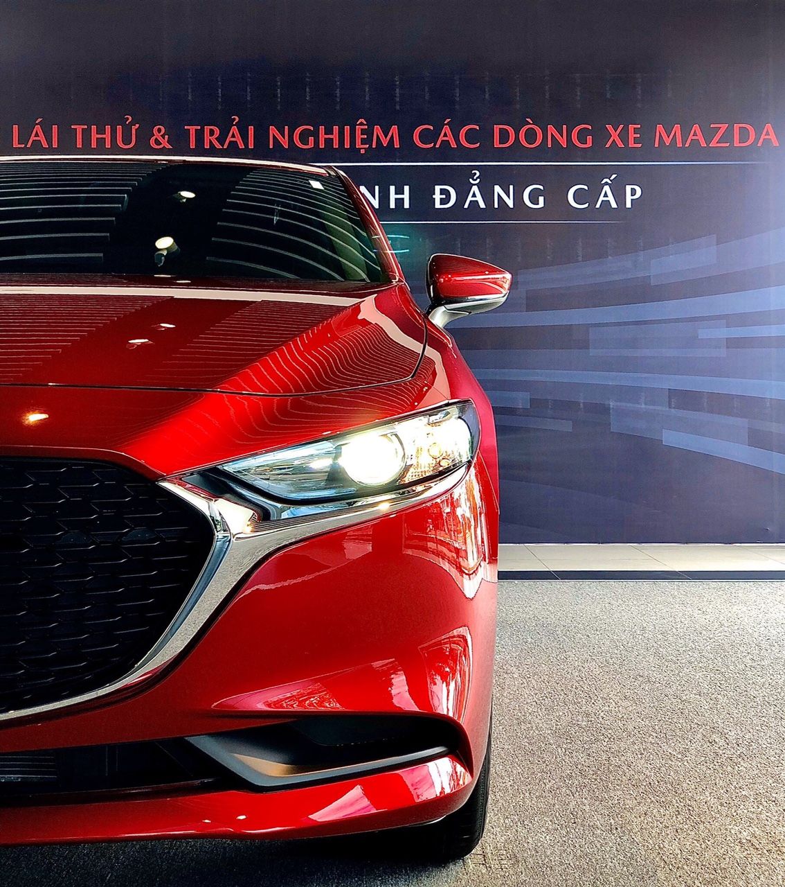 Mazda 3 1.5L Luxury 2019 - Mazda Đà Nẵng - Bán xe Mazda 3 1.5L Luxury đời 2020, màu đỏ