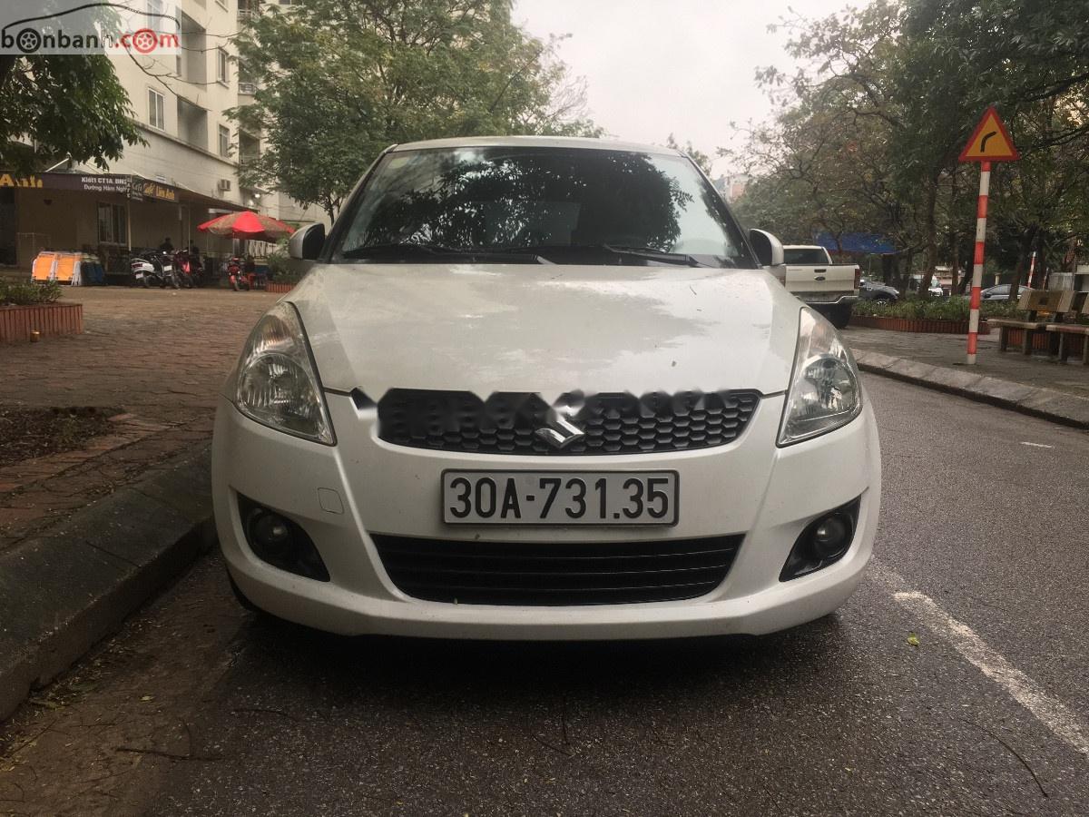 Suzuki Swift 2015 - Bán Suzuki Swift sản xuất 2015, màu trắng