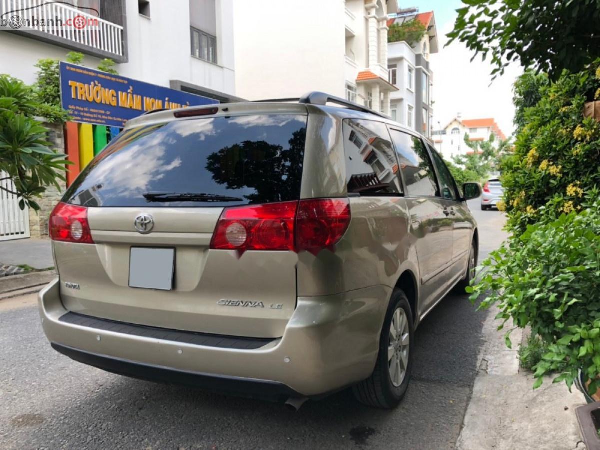 Toyota Sienna LE 3.5 2008 - Bán Toyota Sienna LE đời 2008, màu vàng, nhập khẩu, giá tốt