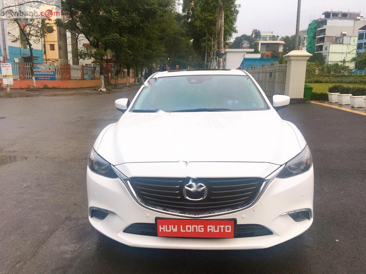 Mazda 6 2.0 2018 - Cần bán gấp Mazda 6 2.0 2018, màu trắng