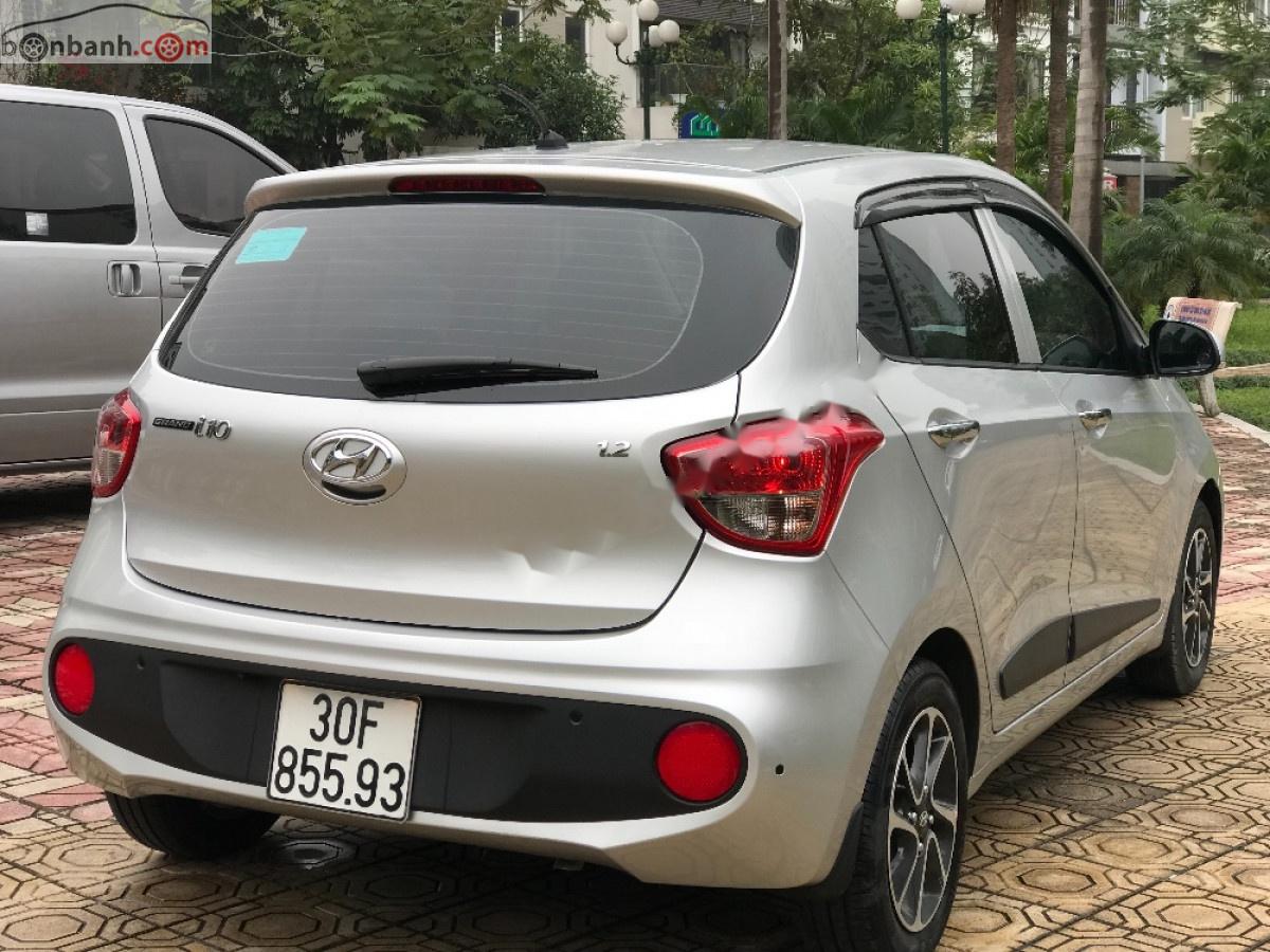 Hyundai Grand i10 1.2 AT 2018 - Bán Hyundai Grand i10 1.2 AT năm sản xuất 2018, màu bạc còn mới, giá 389tr