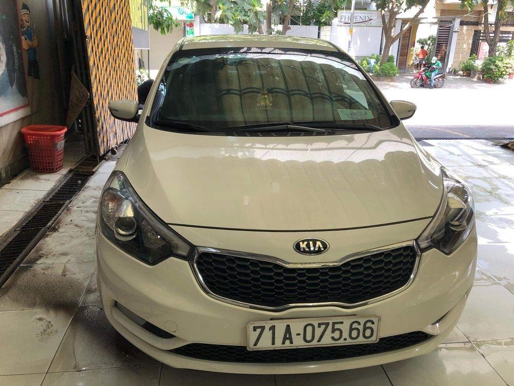 Kia K3 2015 - Bán ô tô Kia K3 năm 2015, màu trắng