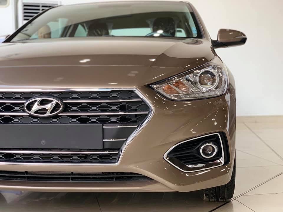Hyundai Accent 1.4L AT  2020 - Bán xe Hyundai Accent 1.4L AT năm sản xuất 2020, màu nâu