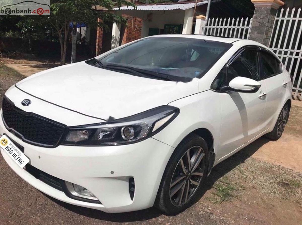 Kia Cerato   2016 - Cần bán Kia Cerato sản xuất 2016, màu trắng, giá tốt