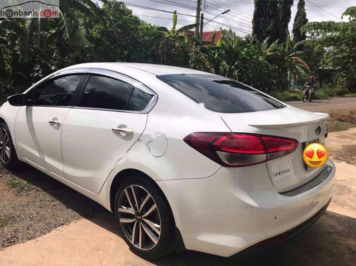 Kia Cerato   2016 - Cần bán Kia Cerato sản xuất 2016, màu trắng, giá tốt