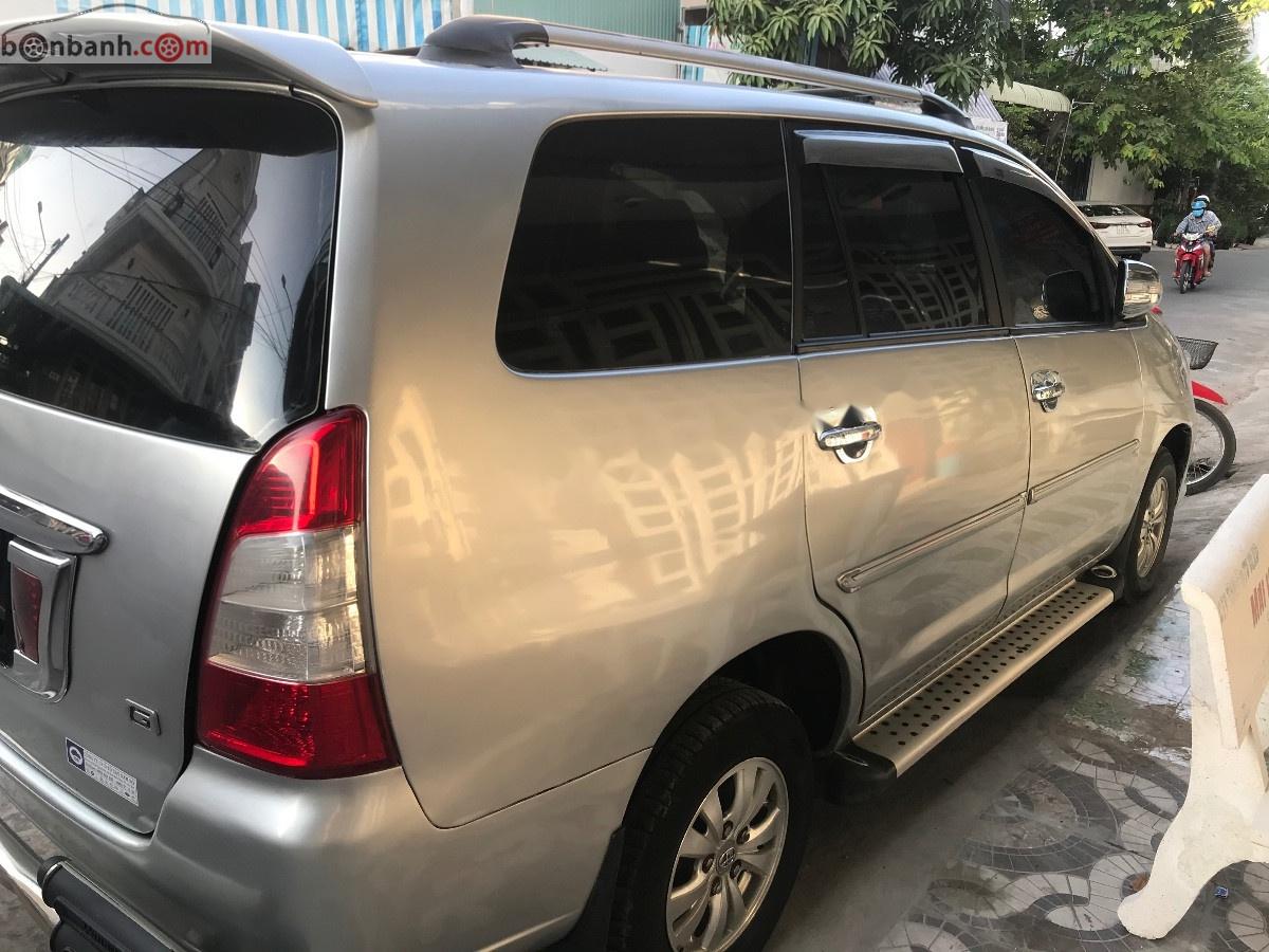 Toyota Innova MT 2008 - Cần bán gấp Toyota Innova MT sản xuất 2008, màu bạc