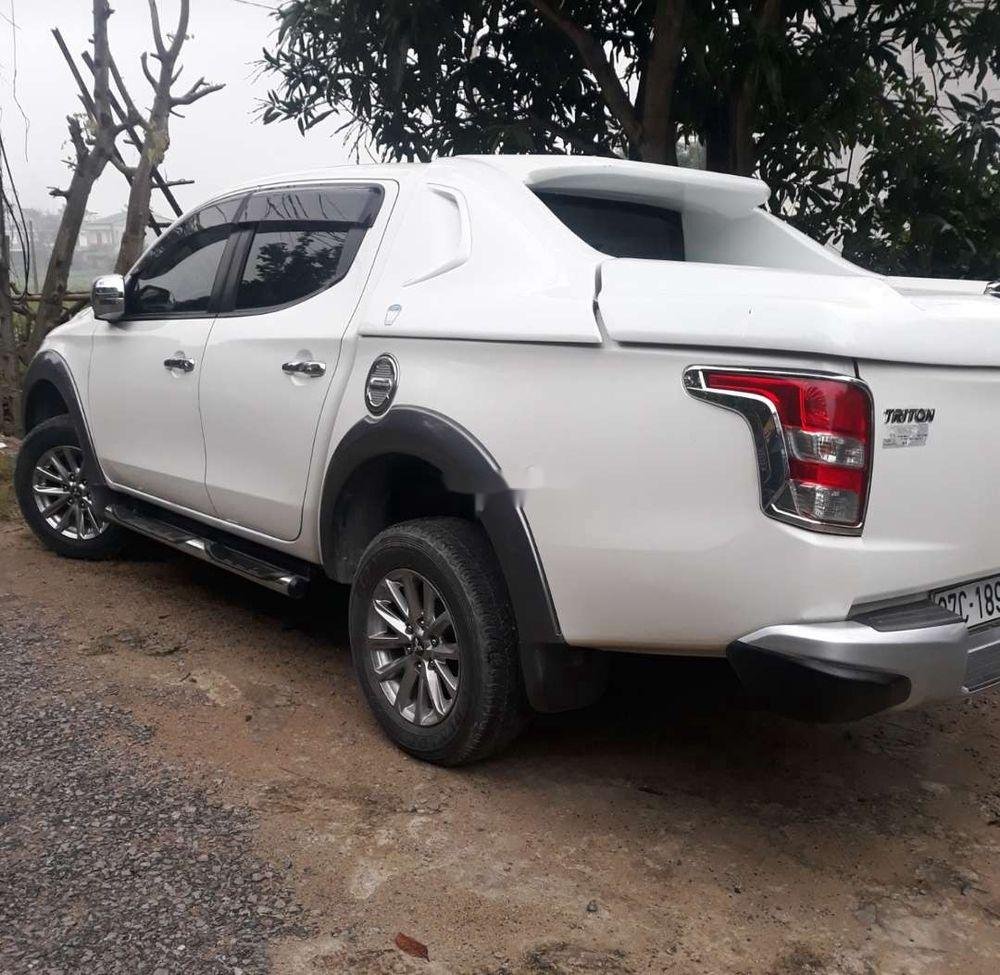 Mitsubishi Triton    2016 - Bán Mitsubishi Triton năm sản xuất 2016, màu trắng, nhập khẩu nguyên chiếc, 520 triệu