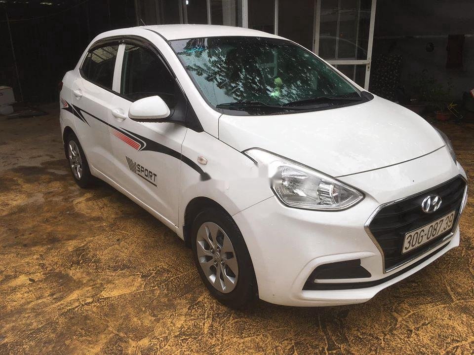 Hyundai Grand i10   2017 - Bán Hyundai Grand i10 đời 2017, số sàn, biển thành phố