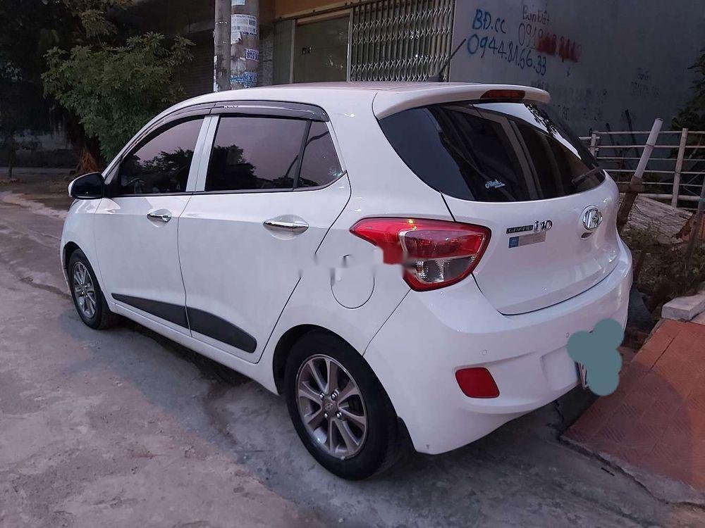 Hyundai Grand i10 2015 - Cần bán gấp Hyundai Grand i10 đời 2015, màu trắng, nhập khẩu nguyên chiếc giá cạnh tranh