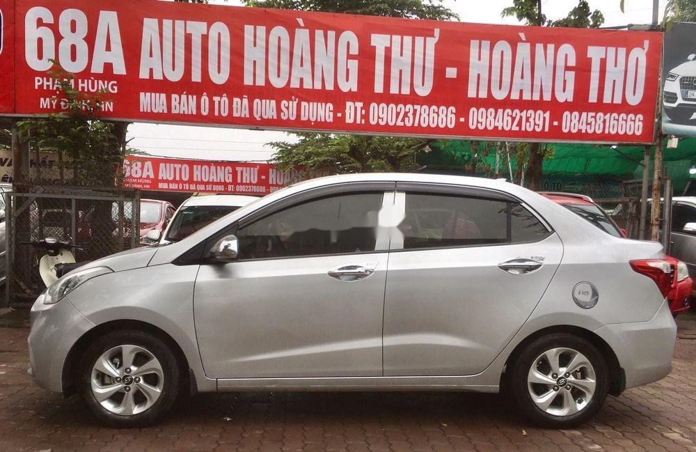 Hyundai Grand i10   2018 - Cần bán xe Hyundai Grand i10 sản xuất 2018, màu bạc, số sàn