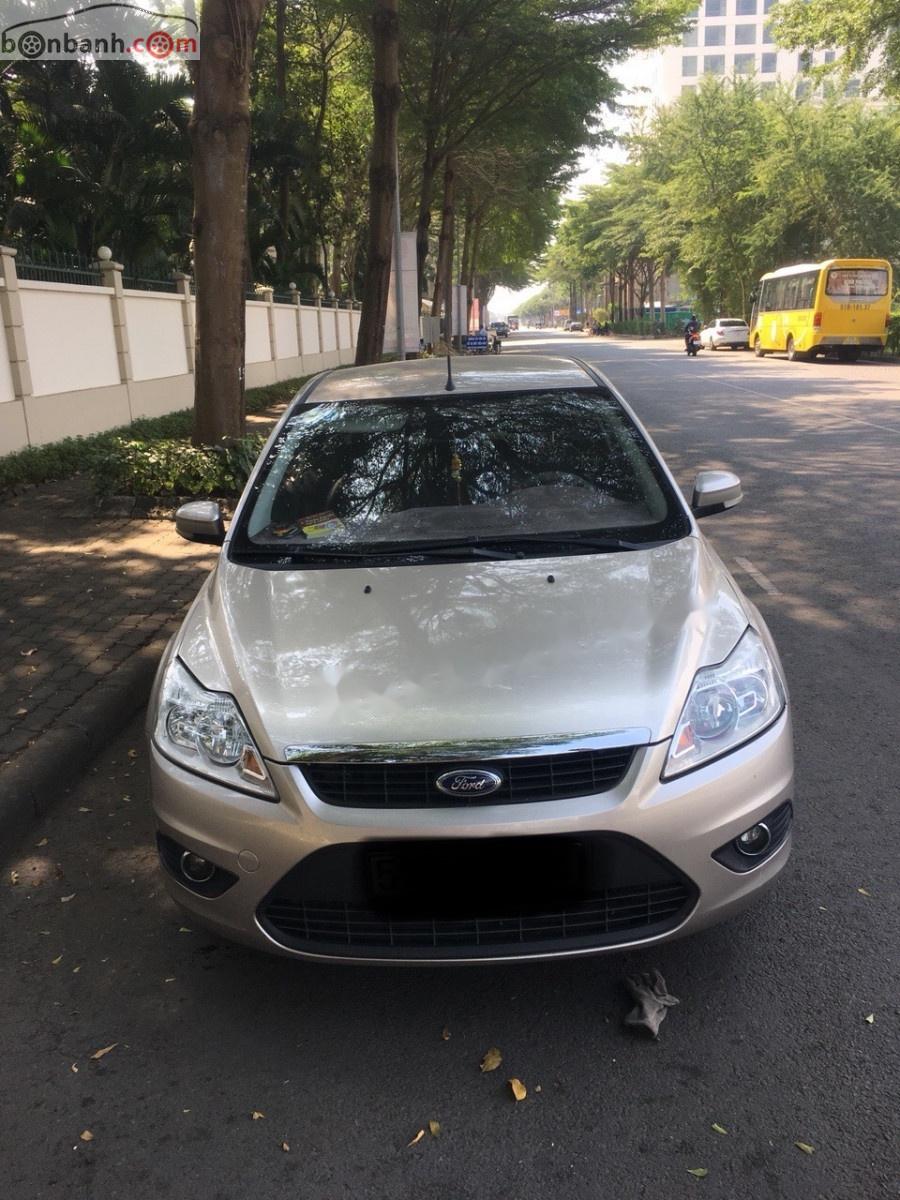 Ford Focus 2012 - Bán xe Ford Focus 1.8 sản xuất năm 2012, nhập khẩu nguyên chiếc