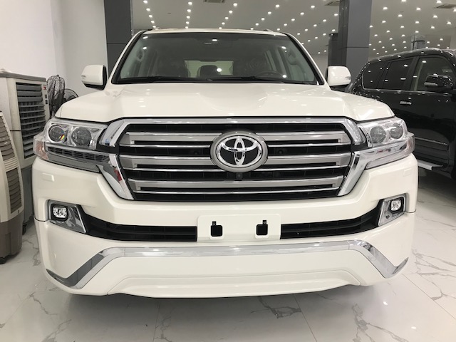 Toyota Land Cruiser VXR 2018 - Bán Lỗ Toyota Land Cruiser VXR mới 100% xuất Trung Đông