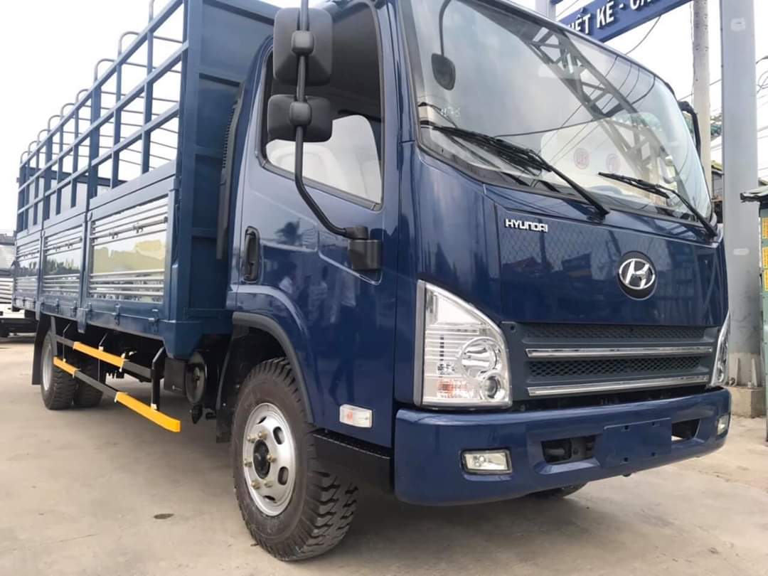Howo La Dalat 2017 - Faw máy Hyundai 7.3 tấn thùng dài 6m3