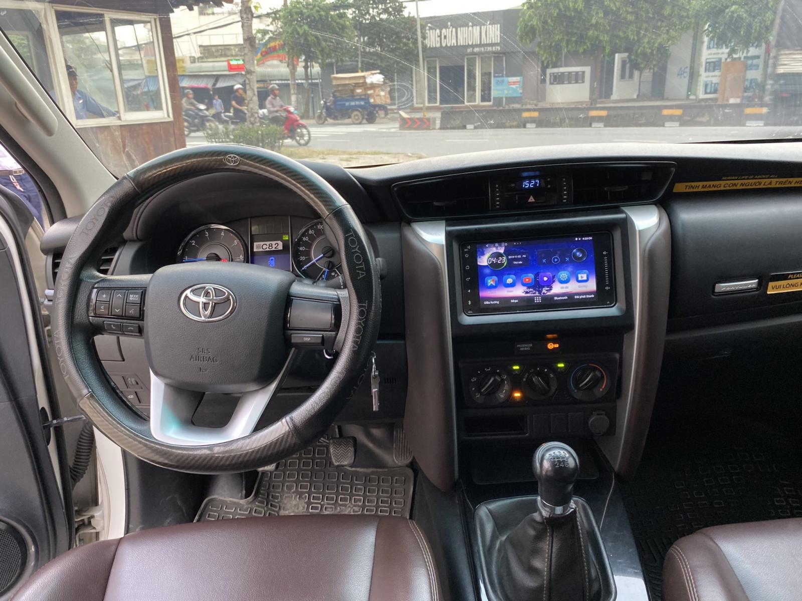 Toyota Fortuner G 2018 - Cần bán gấp Toyota Fortuner G năm 2018, màu trắng, nhập khẩu, giá chỉ 980 triệu
