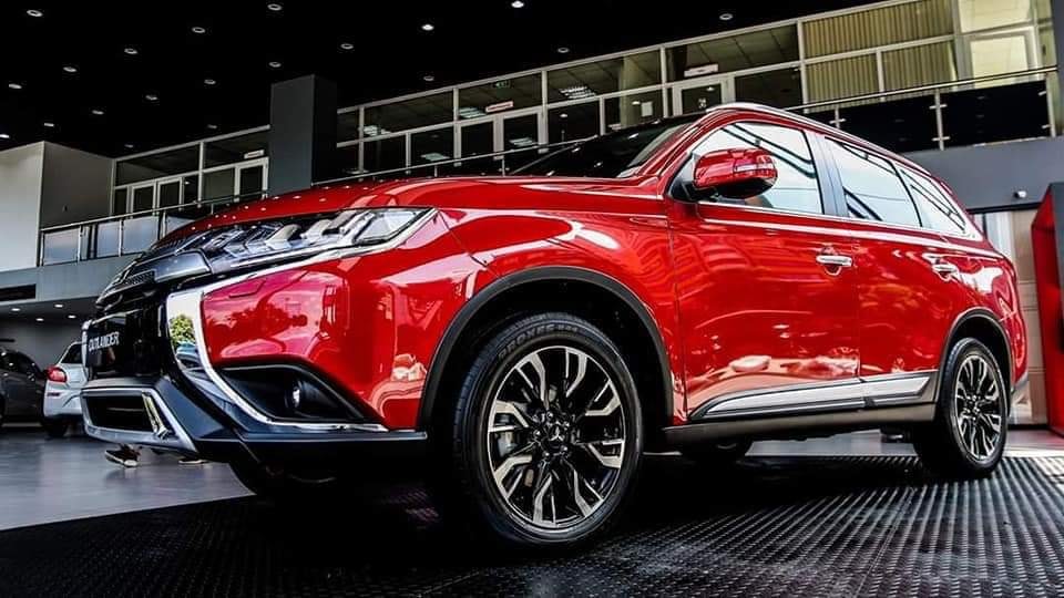 Mitsubishi Outlander AT 2020 - Khuyến mãi lớn - giao xe ngay - outlander 2020 