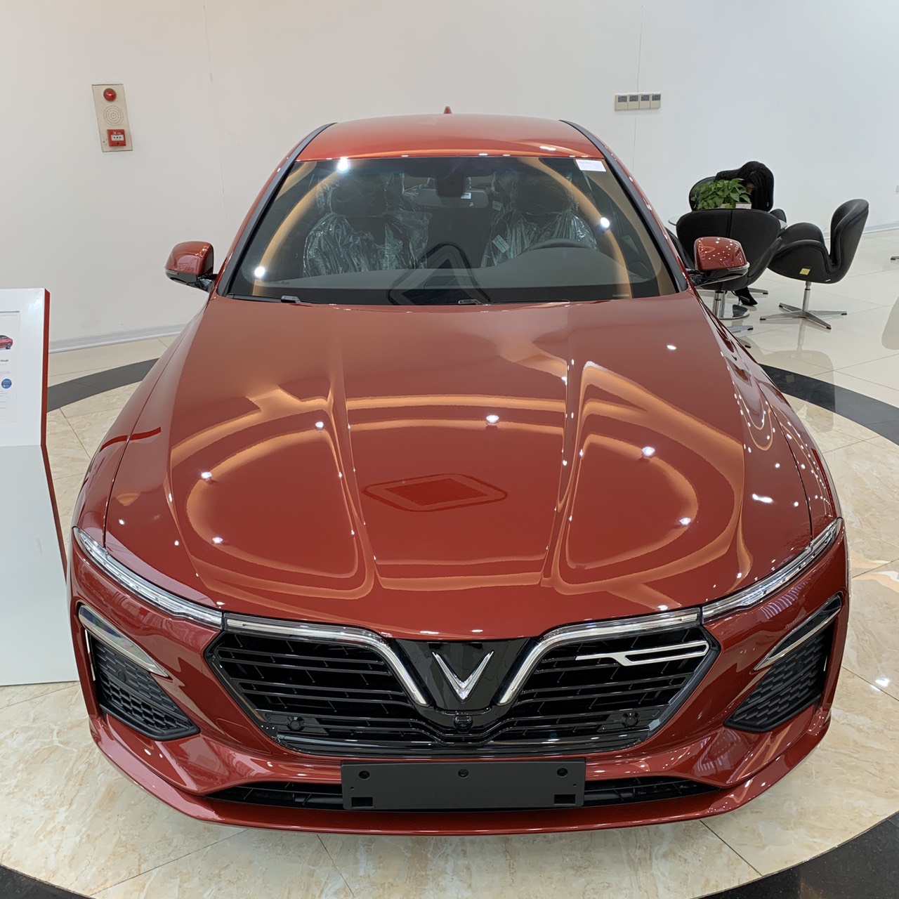Jonway Global Noble 2019 - Bán ô tô VinFast LUX SA2.0 đời 2019, màu đỏ