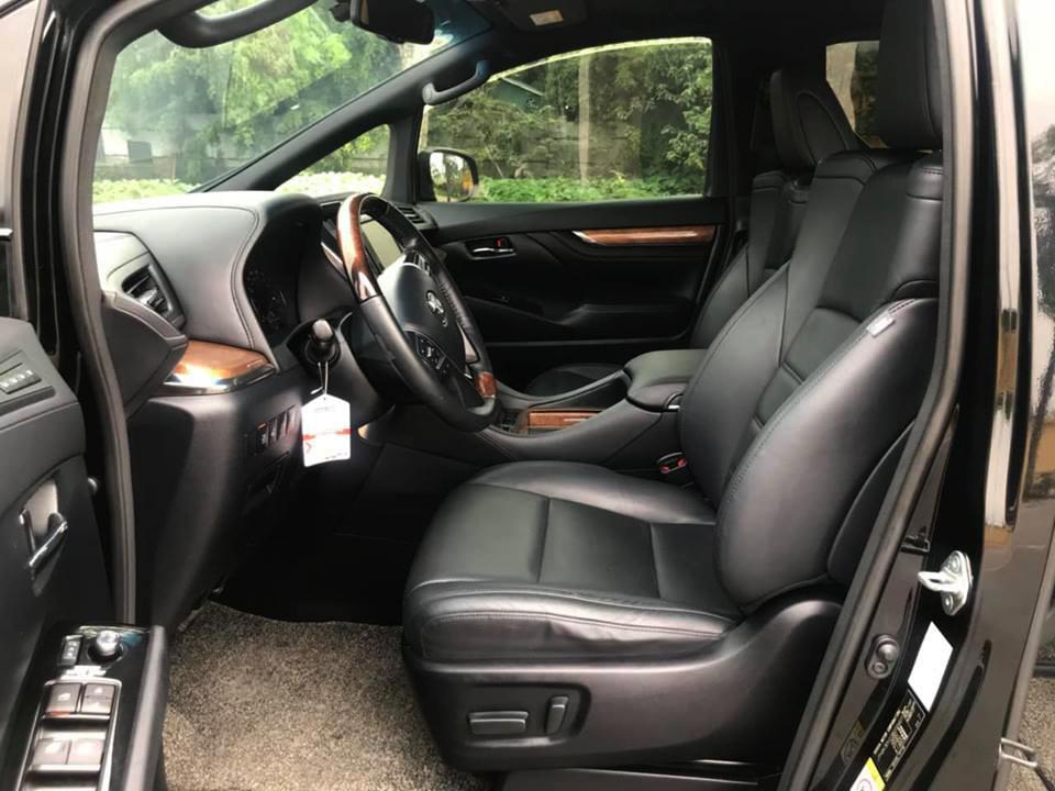 Toyota Alphard Executive Lounge 2016 - Bán Toyota Alphard Executive Loung model 2016, sx 2016  mua mới từ đầu, bản full option
