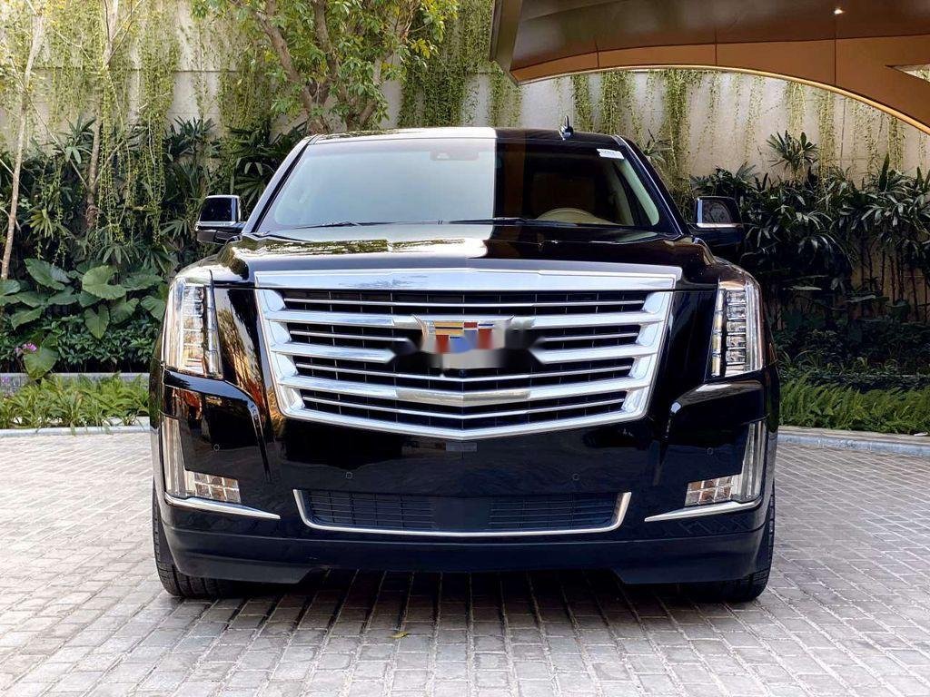 Cadillac Escalade 2016 - Bán Cadillac Escalade sản xuất năm 2016, màu đen, nhập khẩu