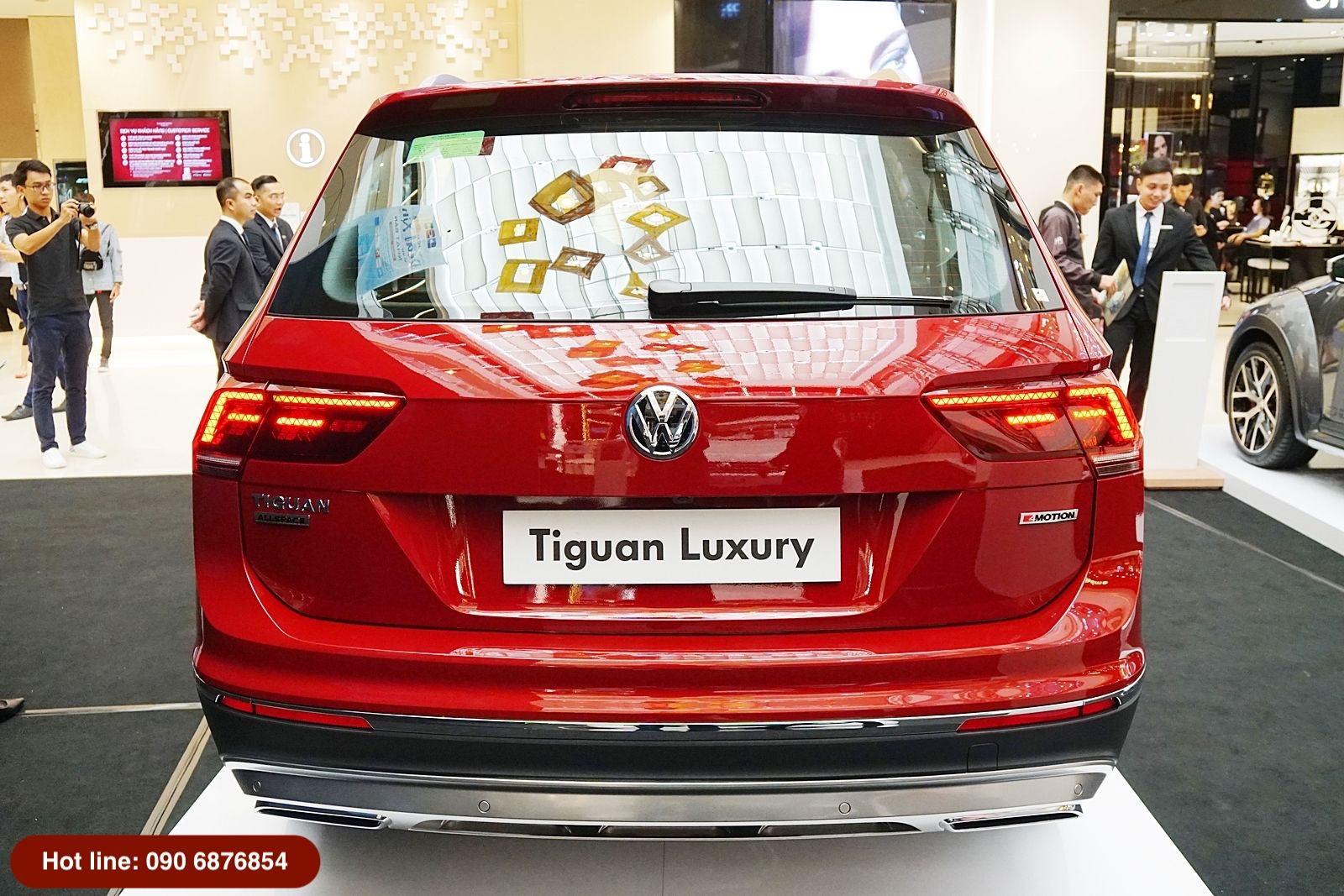 Volkswagen Tiguan 2019 - Volkswagen Tiguan Allspace Luxury, phiên bản giới hạn chỉ còn 2 xe 