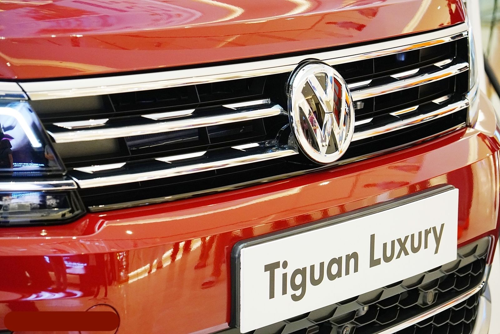 Volkswagen Tiguan 2019 - Volkswagen Tiguan Allspace Luxury, phiên bản giới hạn chỉ còn 2 xe 