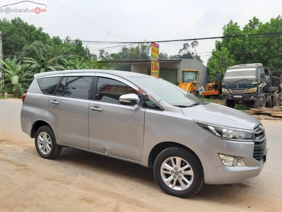 Toyota Innova 2016 - Bán xe Toyota Innova năm 2016