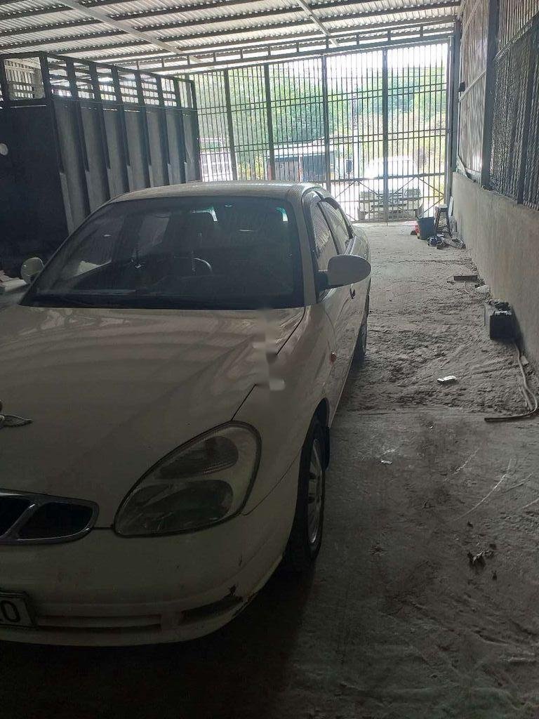 Daewoo Nubira   2003 - Bán gấp Daewoo Nubira đời 2003, màu trắng, giá chỉ 82 triệu